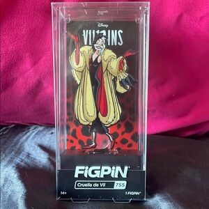 Disney Villains Cruella de Vil FiGPiN
